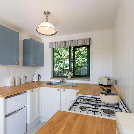 Lodge Lynstone Lakes Bude
